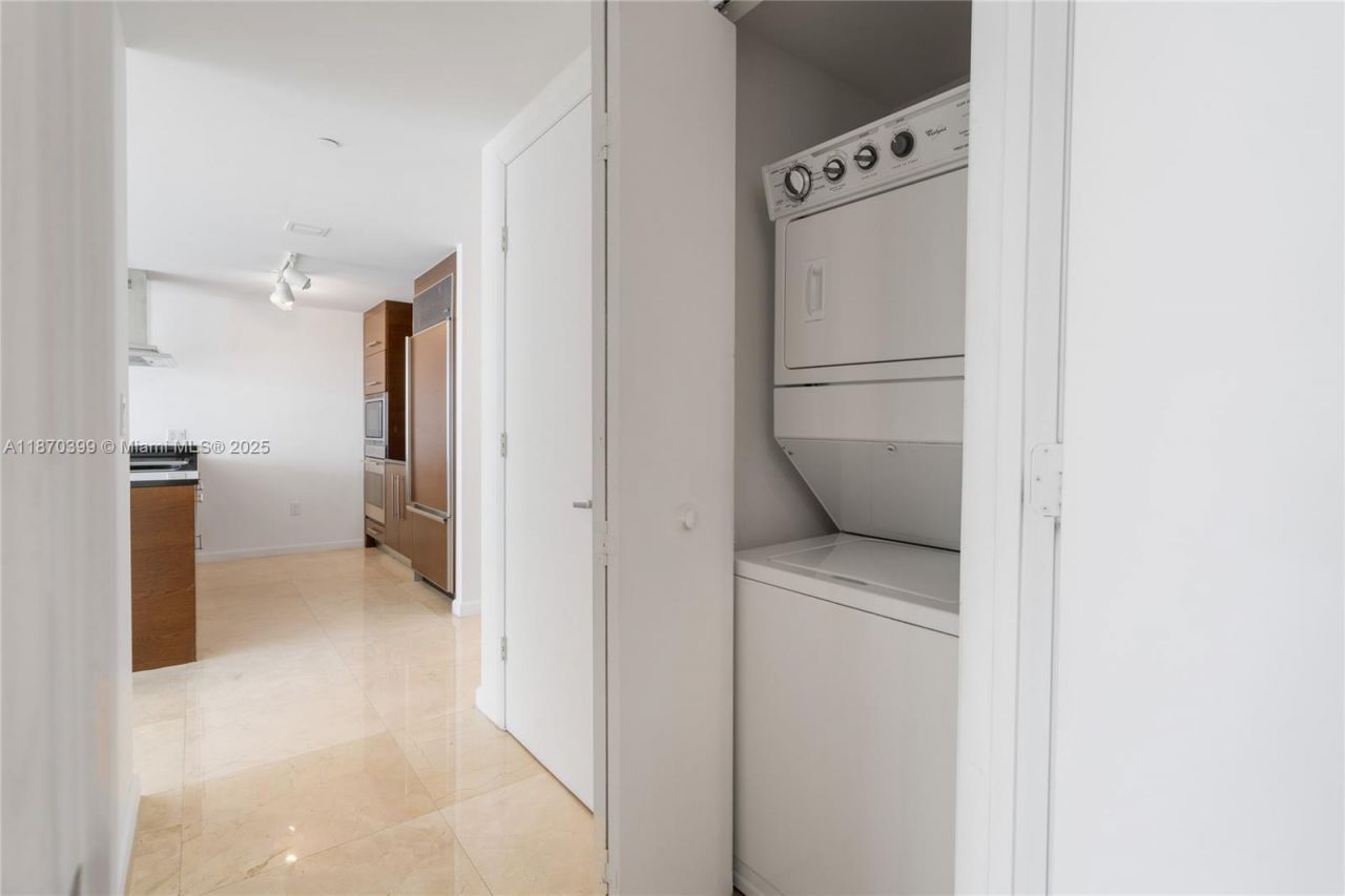 495 Brickell Ave, Unit 2709, Miami, FL 33131 Photo