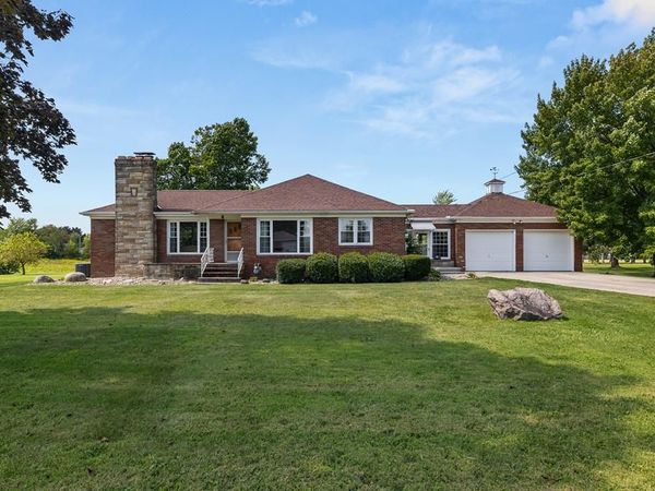 24 S Kniffin St, Greenwich, OH 44837