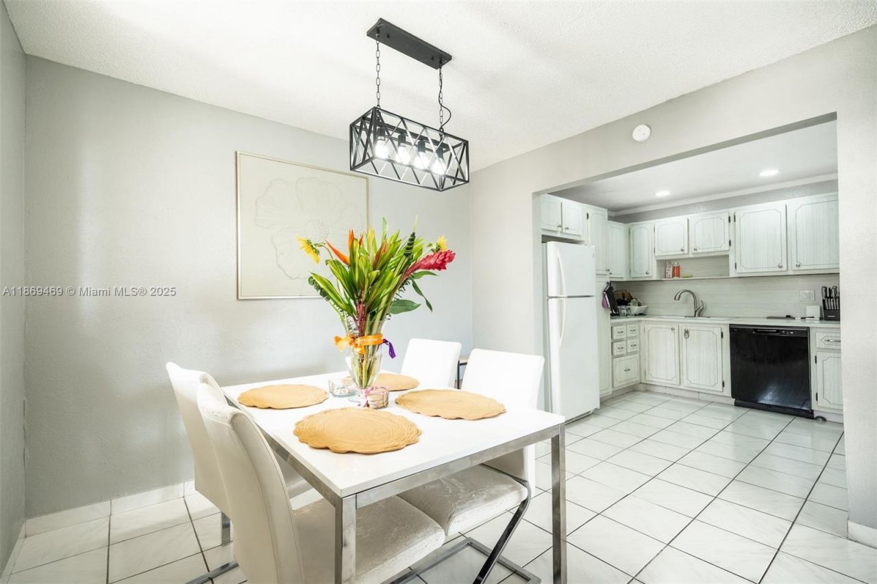 1811 Jefferson St, Unit 601, Hollywood, FL 33020 Photo