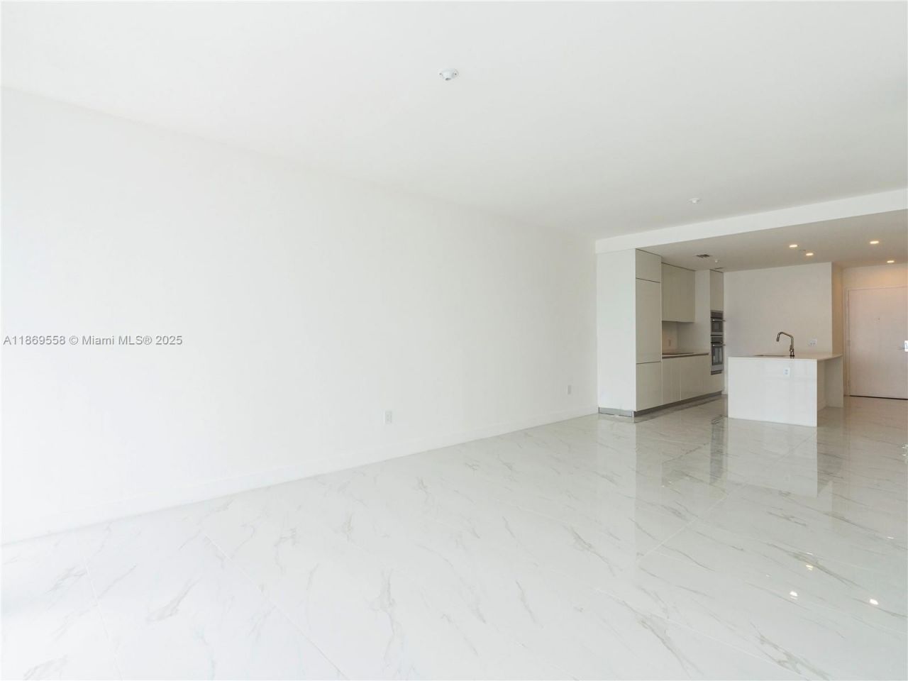 700 NE 24th St, Unit 3606, Miami, FL 33137 Photo