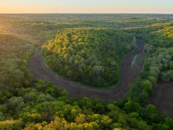 13760 Junction Road, Eldridge, MO 65463