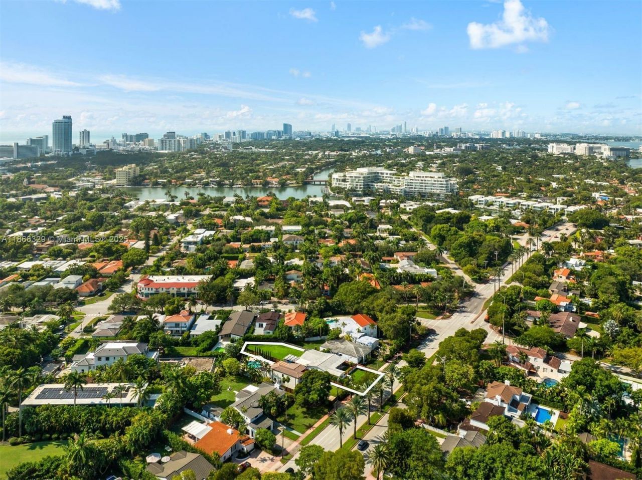 5127 Alton Rd, Miami Beach, FL 33140 Photo