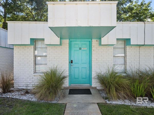 325 E 22nd Avenue, Unit 13, Gulf Shores, AL 36542