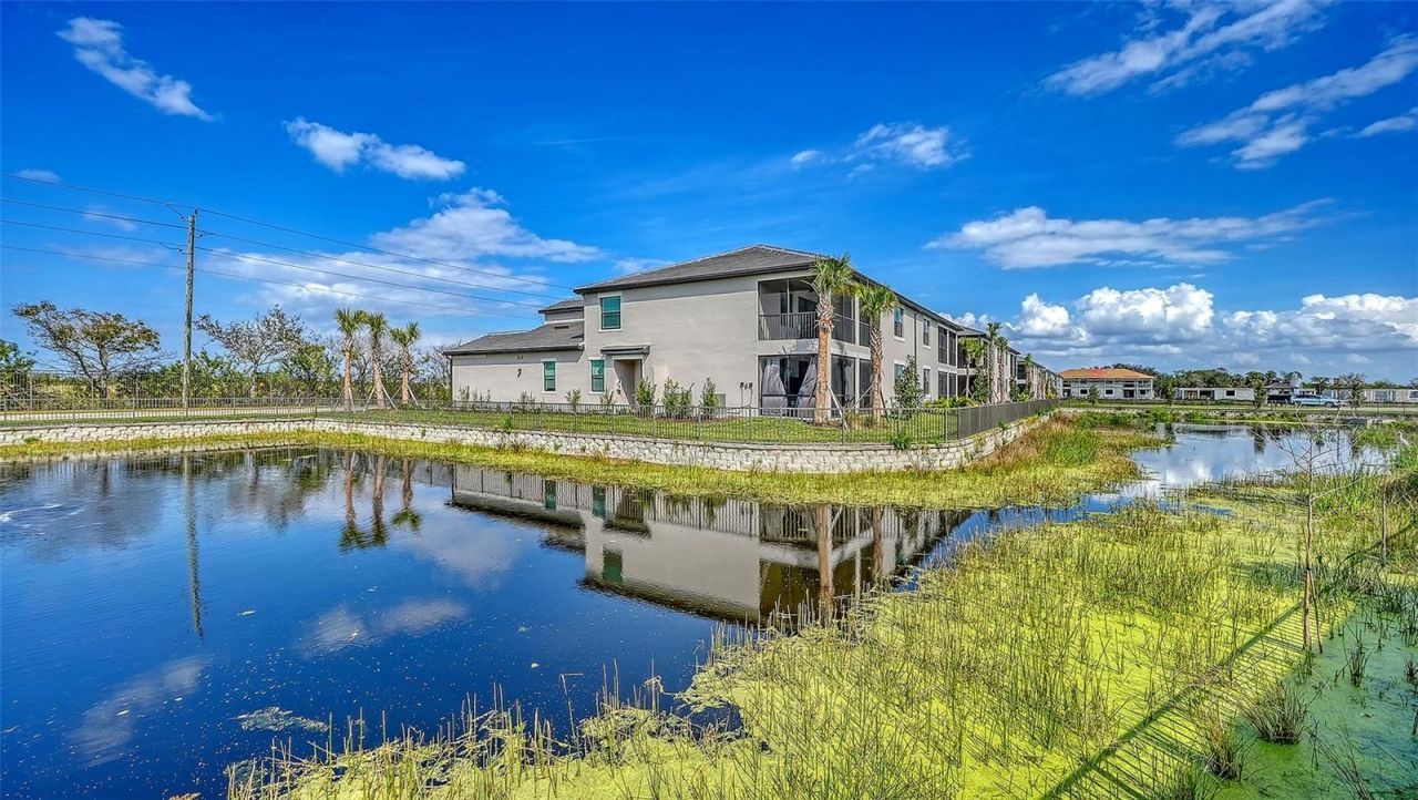 5624 Summit Pointe Circle, Unit 104, Bradenton, FL 34210 Photo