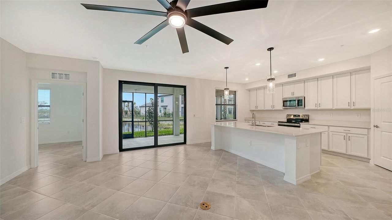 5624 Summit Pointe Circle, Unit 104, Bradenton, FL 34210 Photo