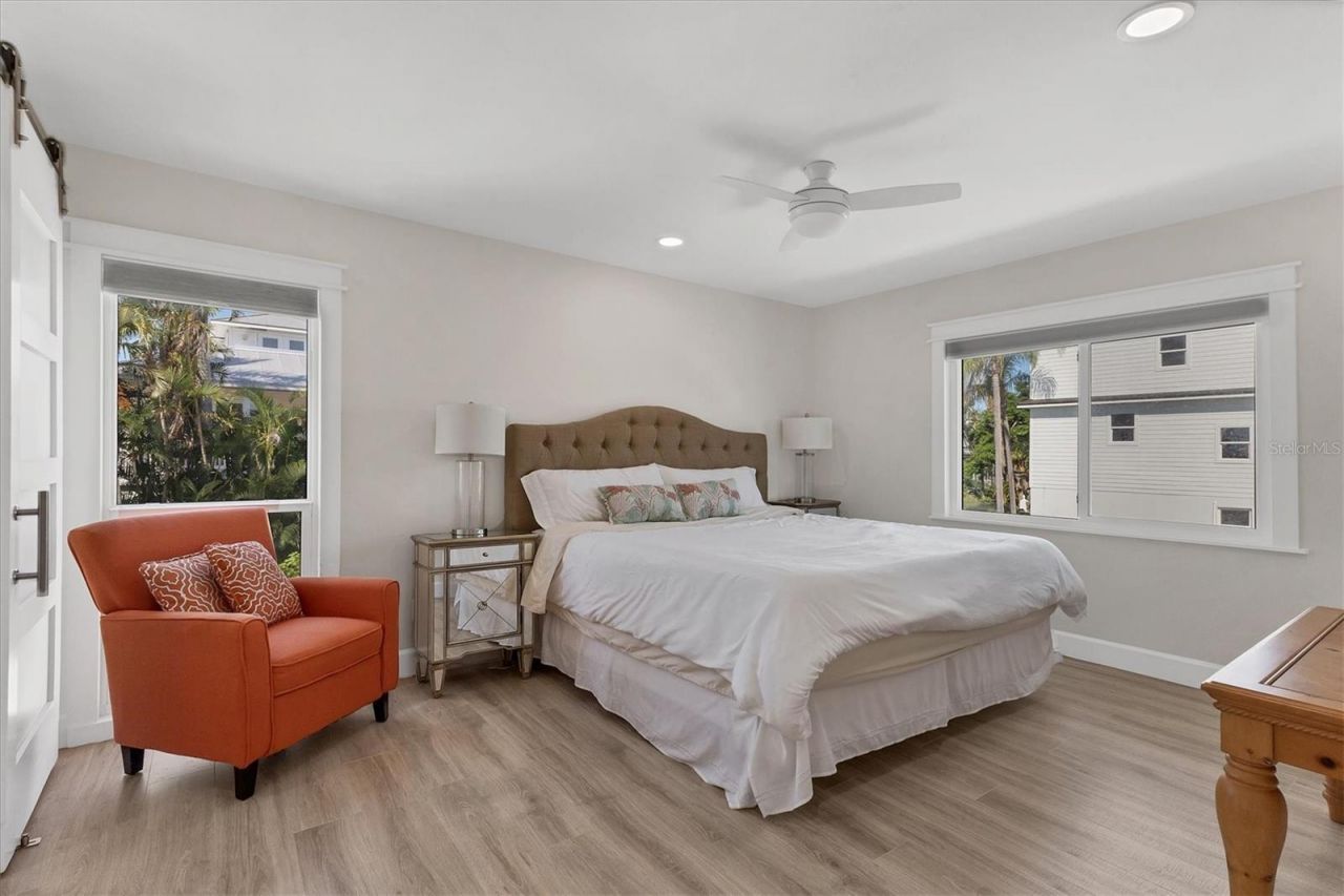 825 Tarawitt Drive, Longboat Key, FL 34228 Photo