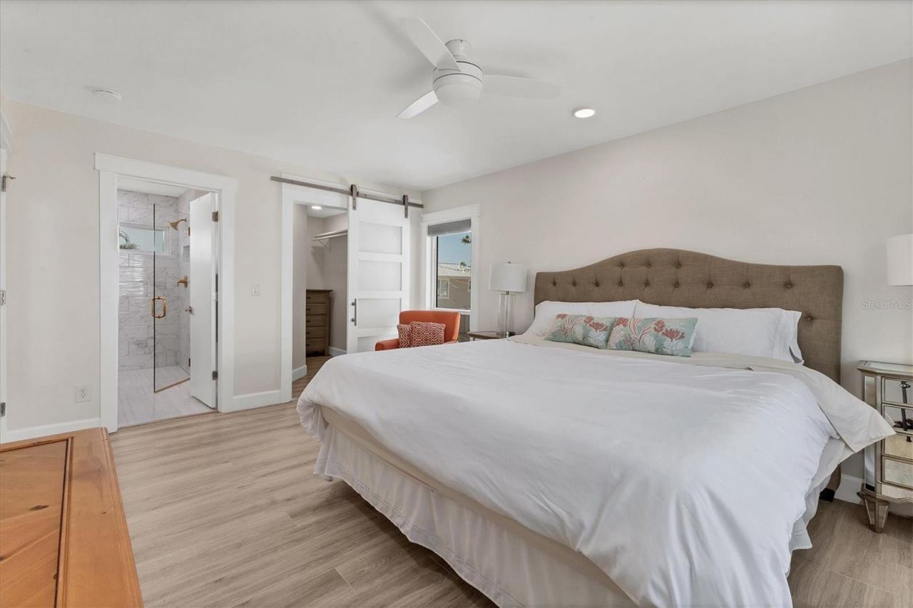 825 Tarawitt Drive, Longboat Key, FL 34228 Photo