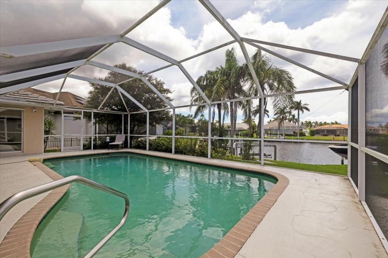 527 Saint Girons Court, Punta Gorda, FL 33950 Photo