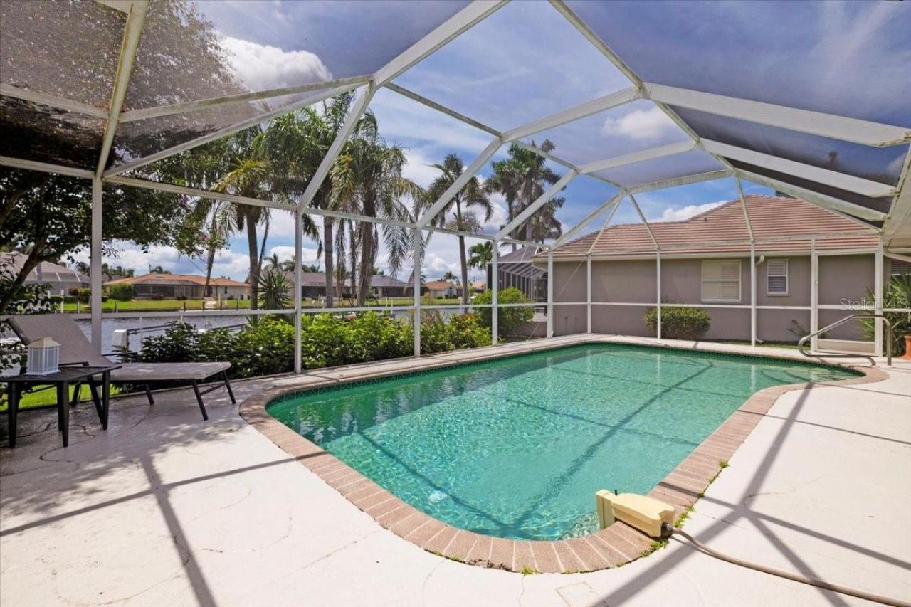 527 Saint Girons Court, Punta Gorda, FL 33950 Photo