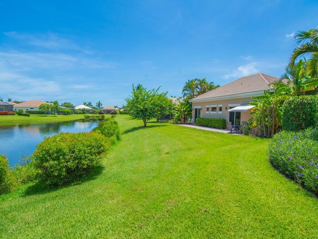 1208 Riverwind Circle, Vero Beach, FL 32967 Photo