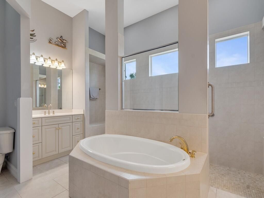 1208 Riverwind Circle, Vero Beach, FL 32967 Photo