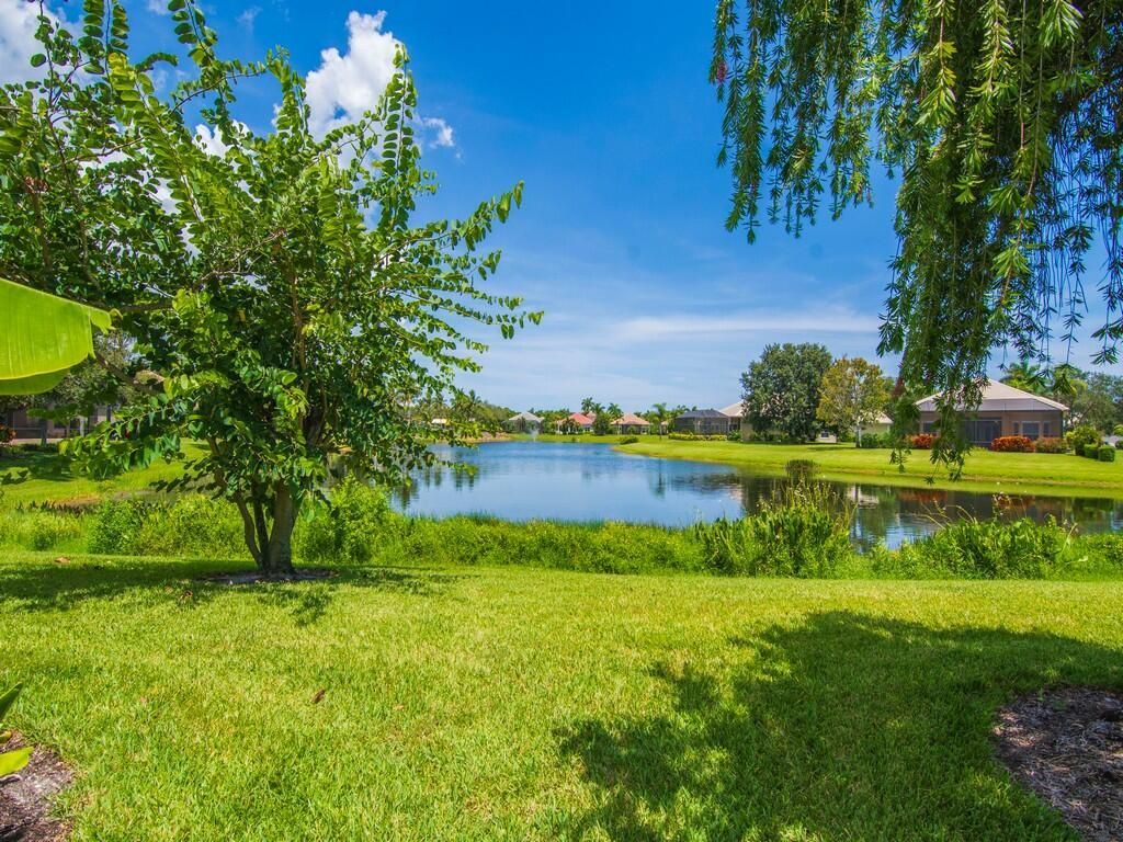 1208 Riverwind Circle, Vero Beach, FL 32967 Photo