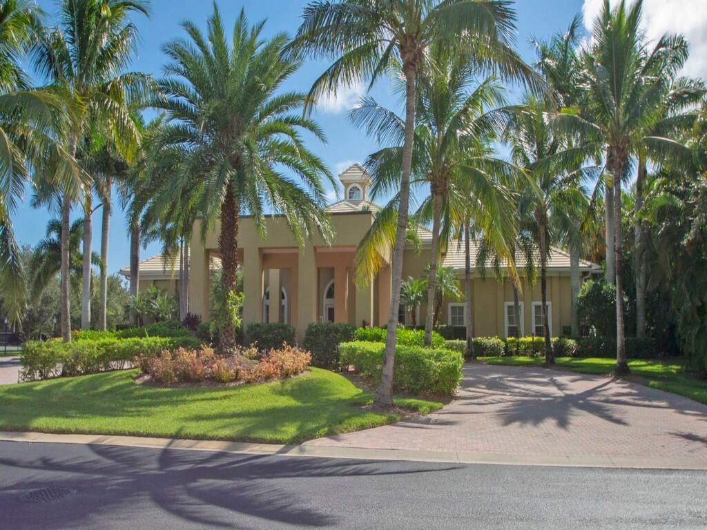 1208 Riverwind Circle, Vero Beach, FL 32967 Photo