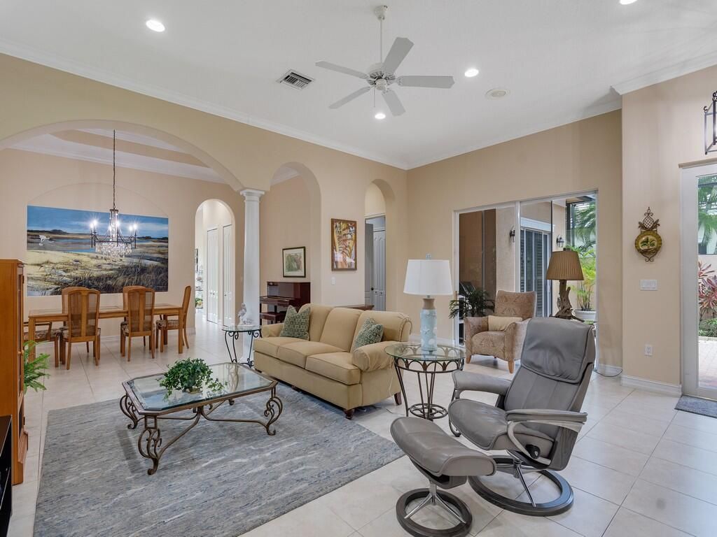 1208 Riverwind Circle, Vero Beach, FL 32967 Photo