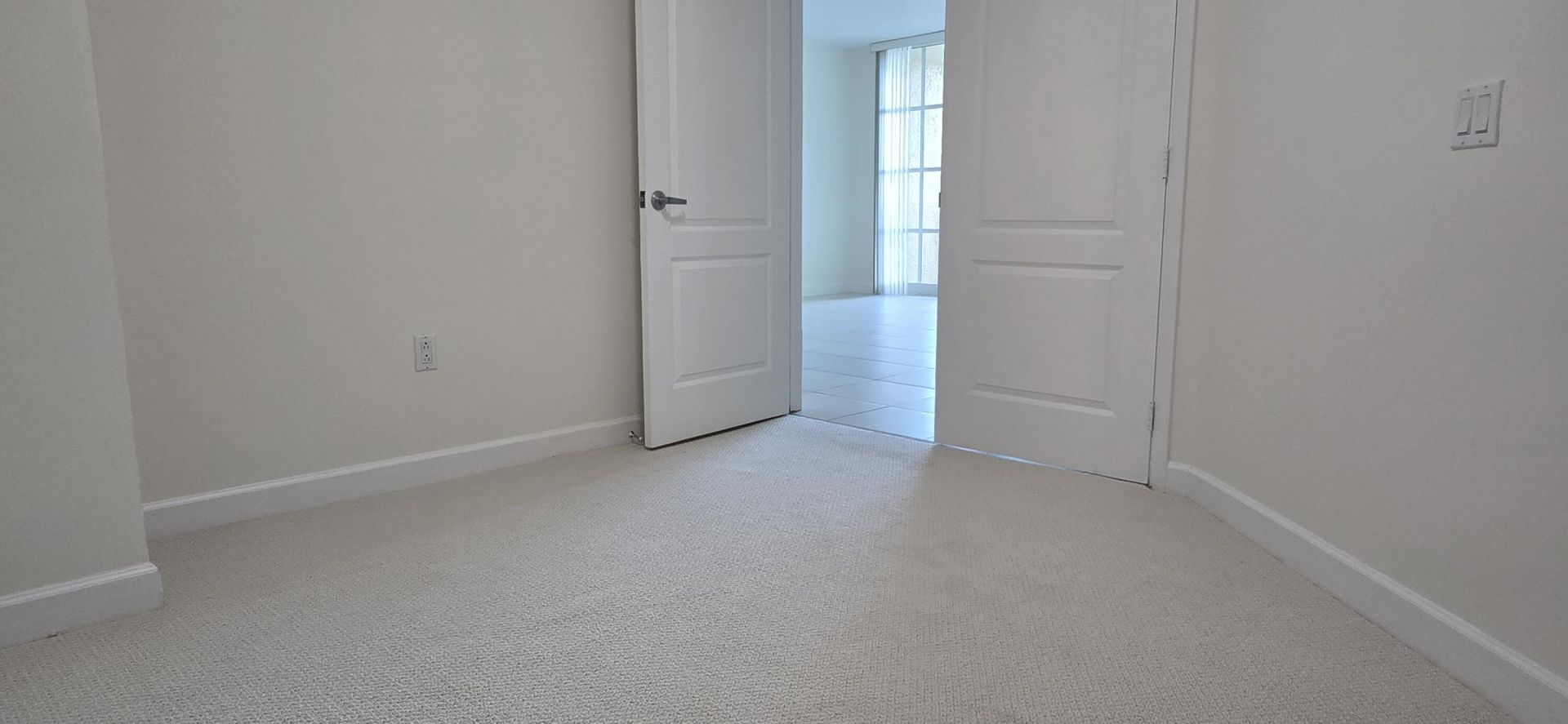 410 Evernia Street, Unit 616, West Palm Beach, FL 33401 Photo