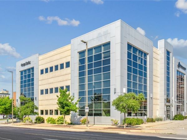 600 3rd Avenue SE, Cedar Rapids, IA 52401