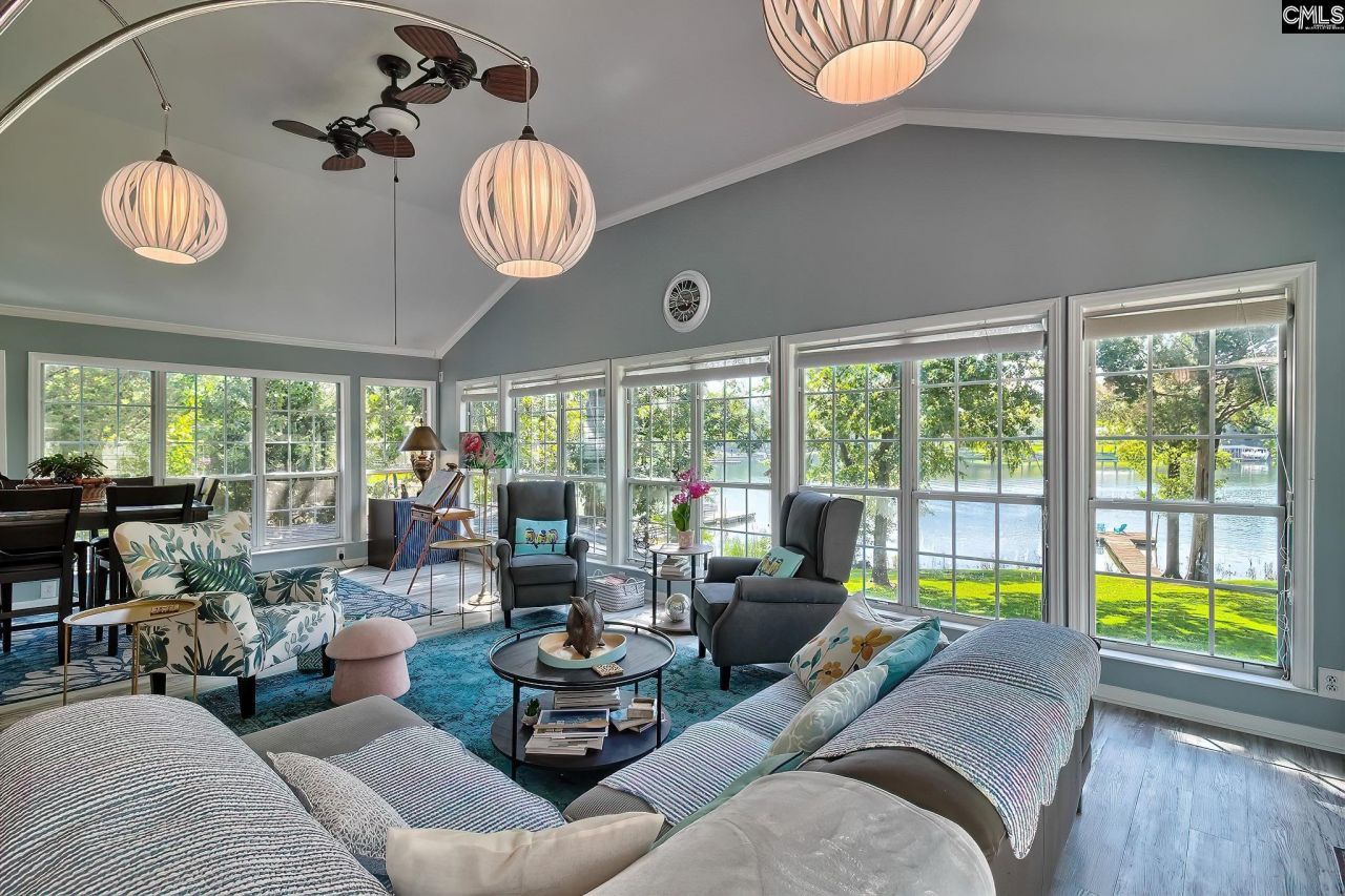 1839 Lakeshore Road Photo 11