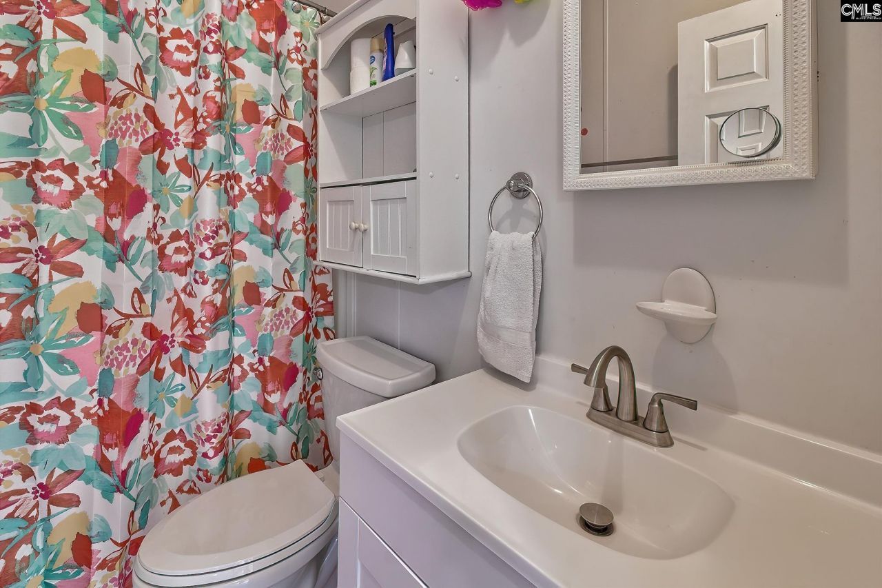 1839 Lakeshore Road Photo 20