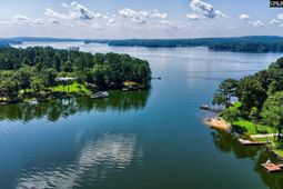 1839 Lakeshore Road photo 4