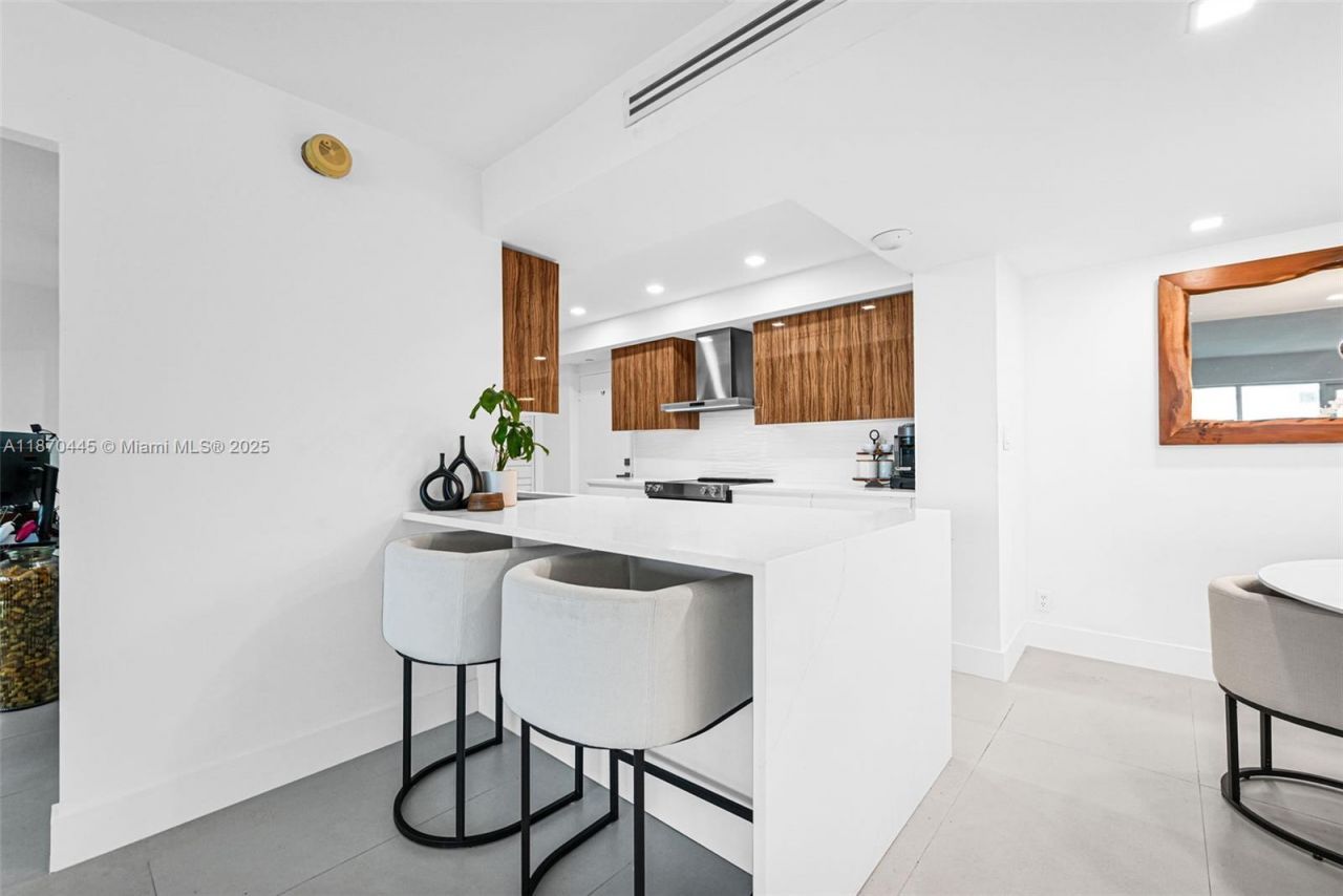 2100 S Ocean Dr, Unit 3CD, Fort Lauderdale, FL 33316 Photo