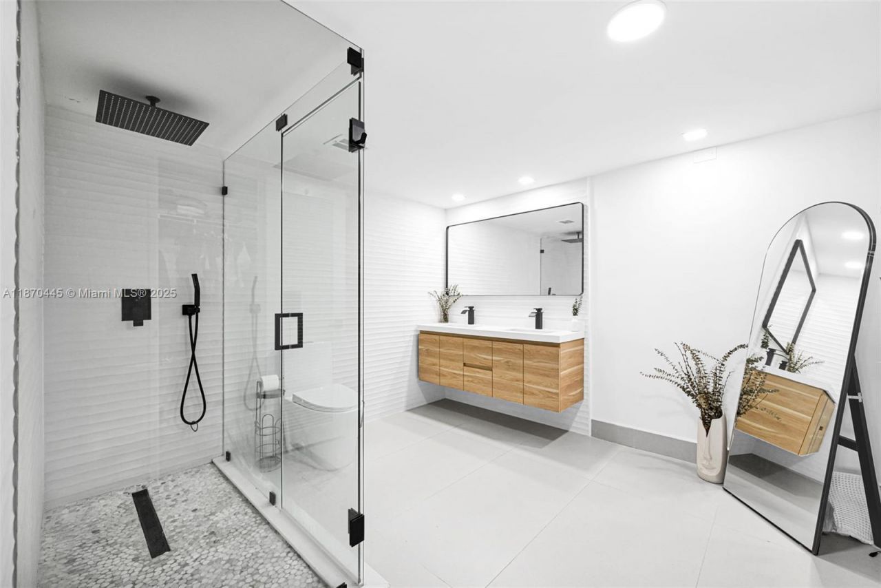 2100 S Ocean Dr, Unit 3CD, Fort Lauderdale, FL 33316 Photo