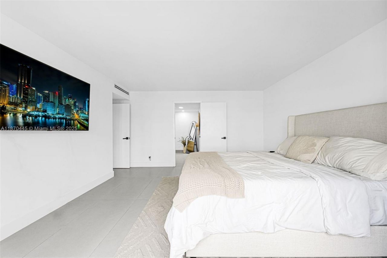 2100 S Ocean Dr, Unit 3CD, Fort Lauderdale, FL 33316 Photo