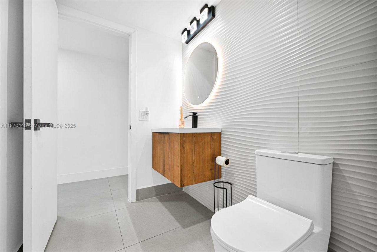 2100 S Ocean Dr, Unit 3CD, Fort Lauderdale, FL 33316 Photo