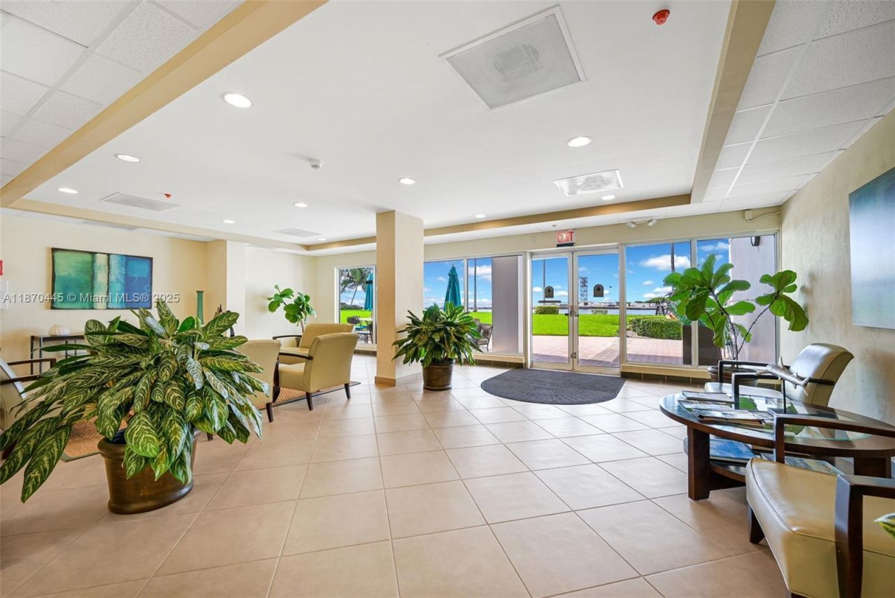 2100 S Ocean Dr, Unit 3CD, Fort Lauderdale, FL 33316 Photo