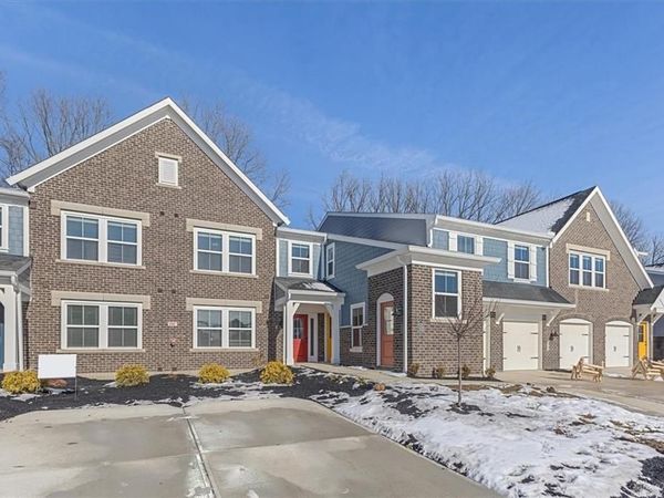 4236 Apple Branch Drive, Unit 55-103, Sugarcreek Township, OH 45459