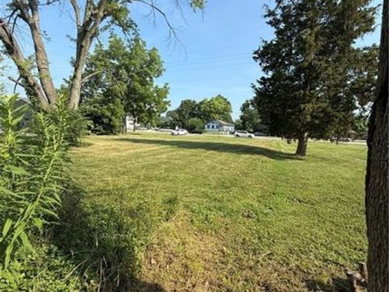 2110 Needmore Road, Harrison Township, OH 45414 Photo 2