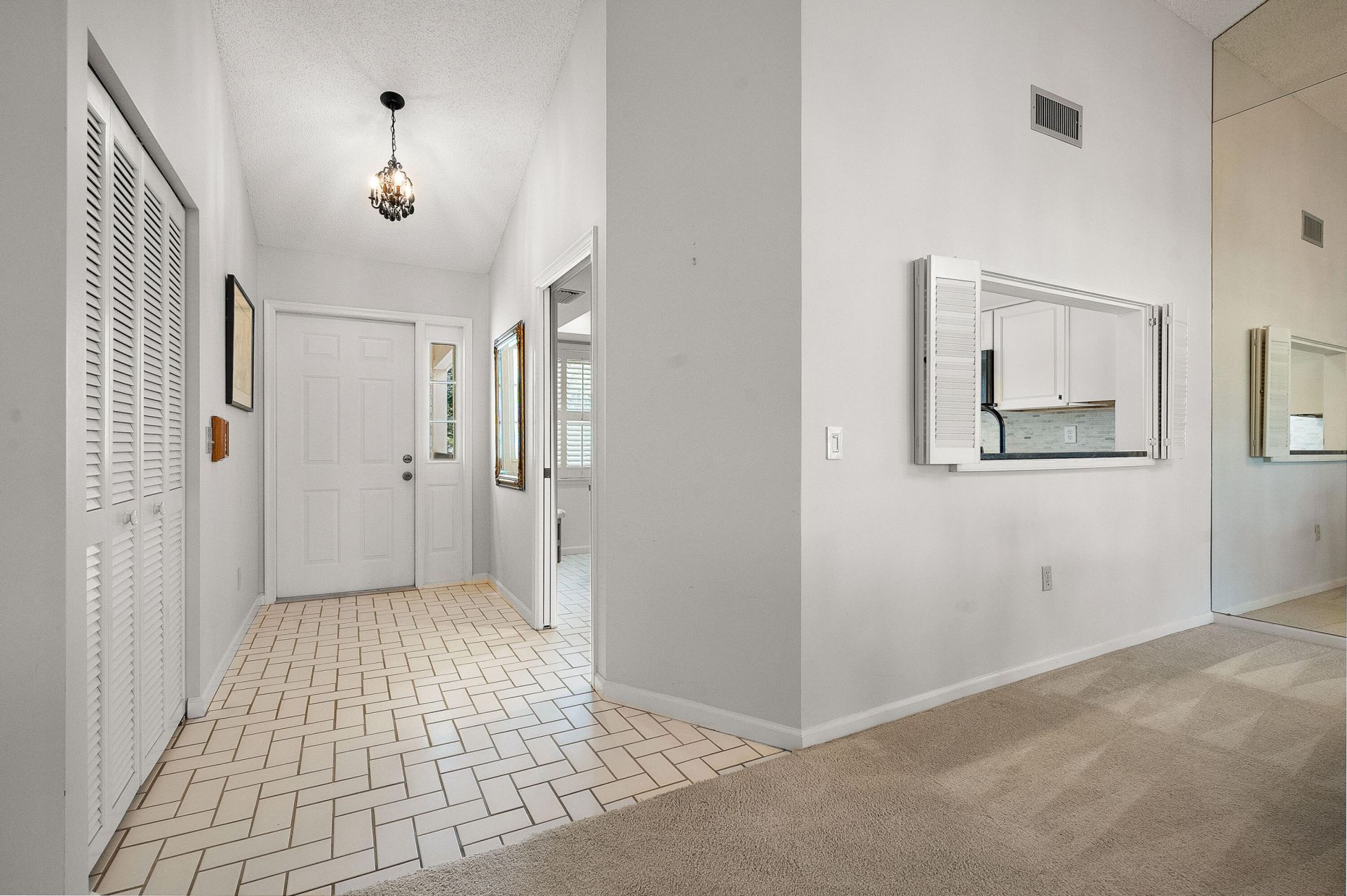 6403 SE Brandywine Court, Unit 223, Stuart, FL 34997 Photo