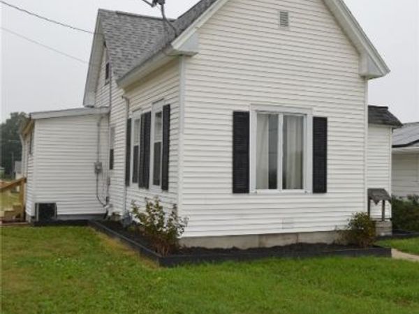 511 Lincoln Street, Gladbrook, IA 50635