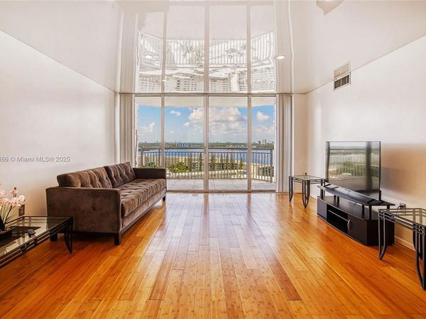 18021 Biscayne Blvd, Unit 1604, Aventura, FL 33160
