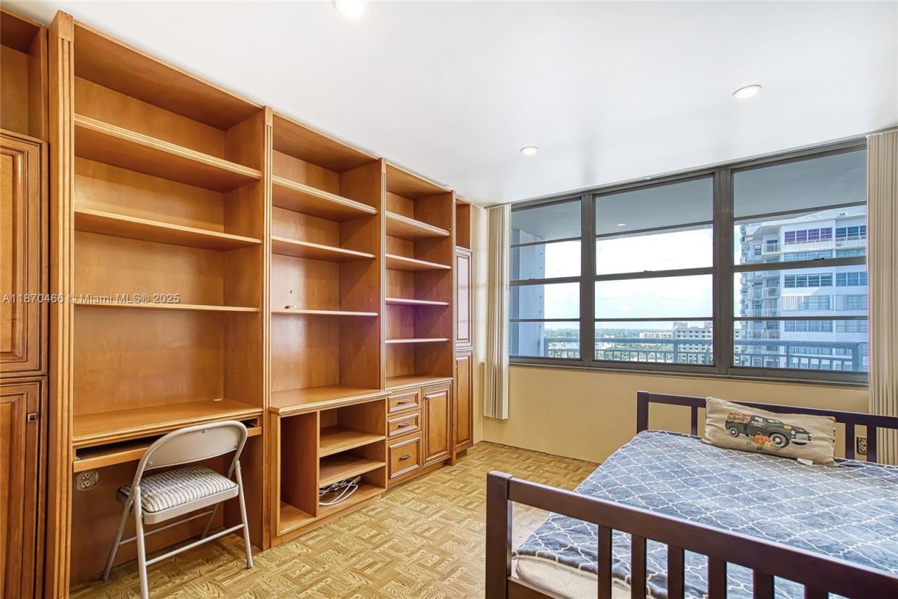 18021 Biscayne Blvd, Unit 1604, Aventura, FL 33160 Photo