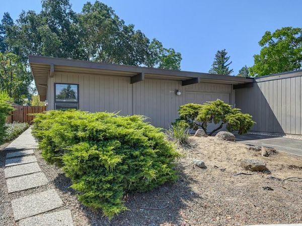 8804 On Ct, Elk Grove, CA 95624