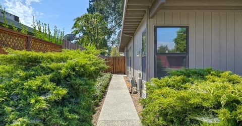 8804 On Ct, Elk Grove, CA 95624 Photo