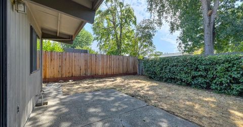 8804 On Ct, Elk Grove, CA 95624 Photo