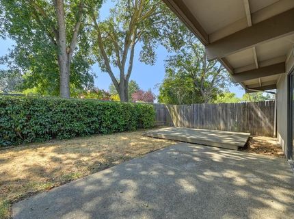 8804 On Ct, Elk Grove, CA 95624 Photo