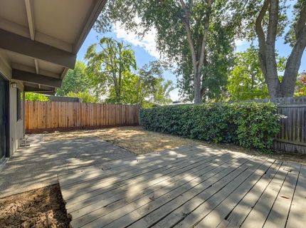 8804 On Ct, Elk Grove, CA 95624 Photo