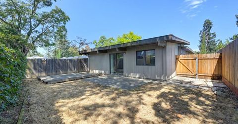 8804 On Ct, Elk Grove, CA 95624 Photo