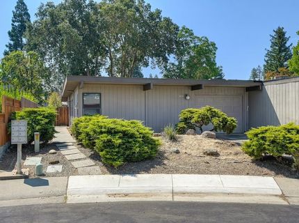 8804 On Ct, Elk Grove, CA 95624 Photo