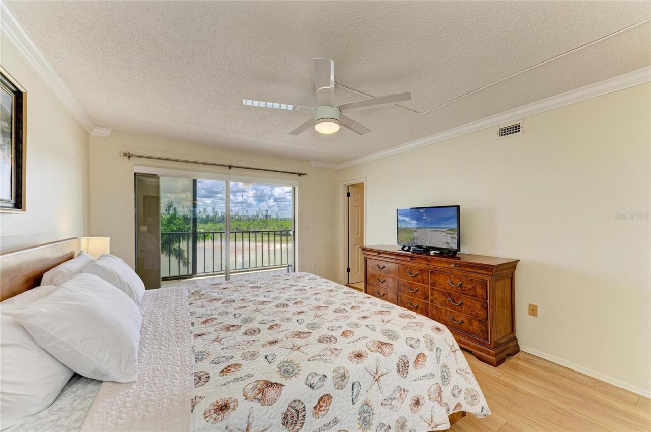 9397 Midnight Pass Road, Unit 405, Sarasota, FL 34242 Photo