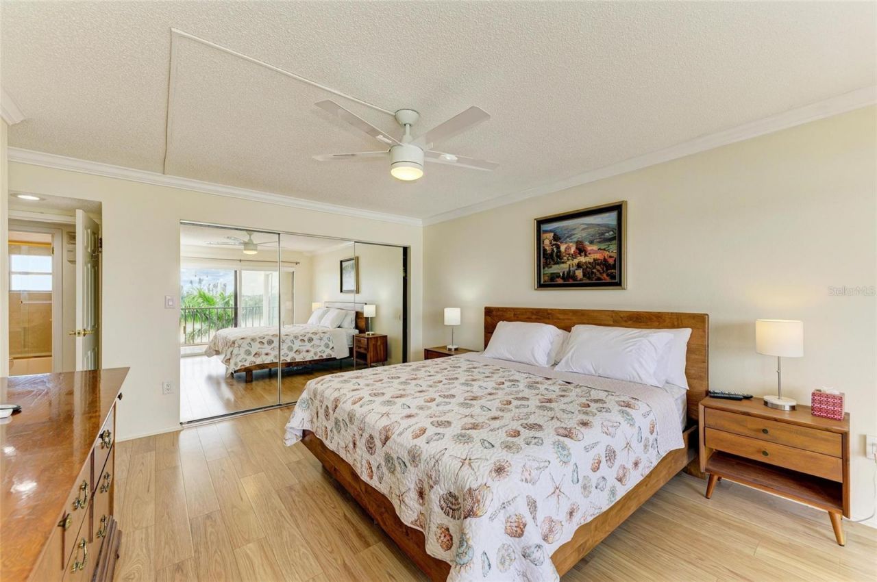 9397 Midnight Pass Road, Unit 405, Sarasota, FL 34242 Photo