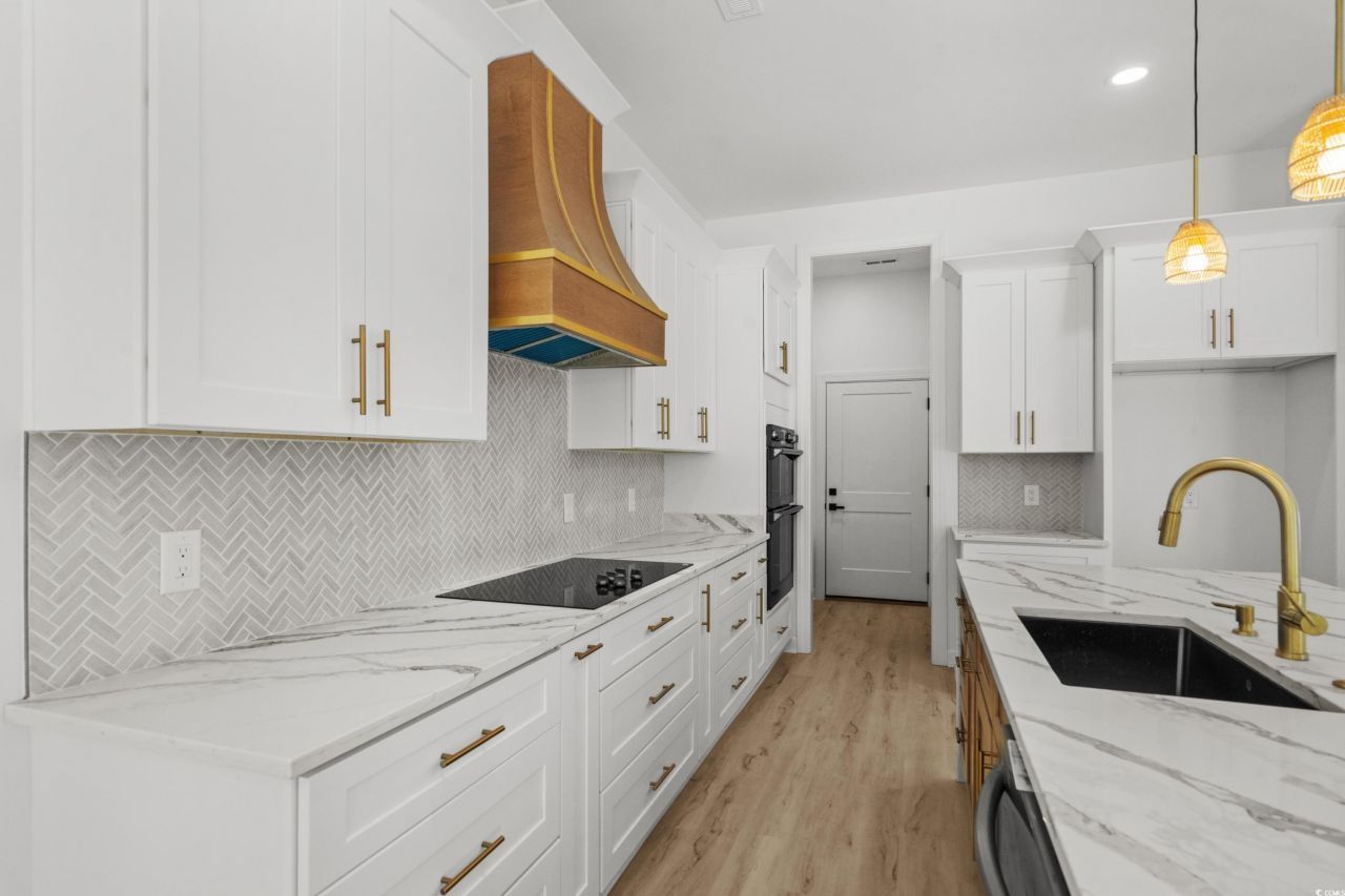 232 Ole Maple St. Photo 11