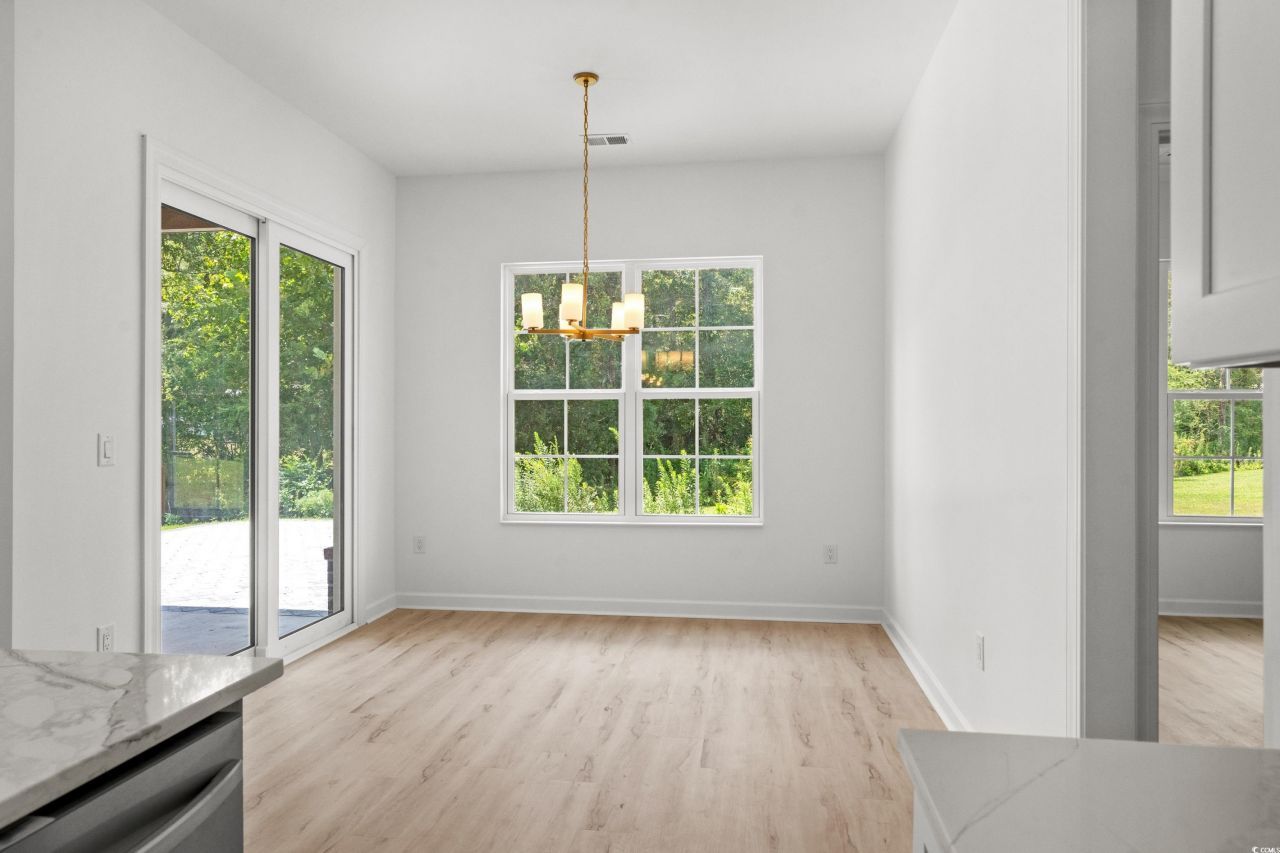 232 Ole Maple St. Photo 16