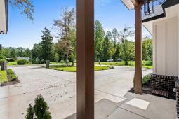 232 Ole Maple St. photo 4