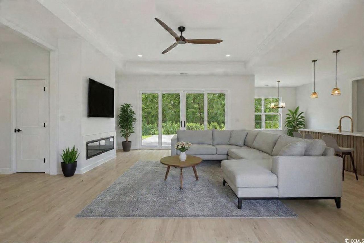 232 Ole Maple St. Photo 4