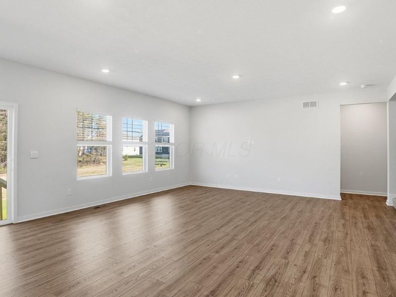 2741 Carrowmore Court, Delaware, OH 43015 Photo 6