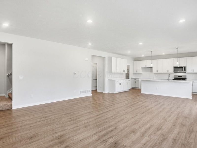 2741 Carrowmore Court, Delaware, OH 43015 Photo 8