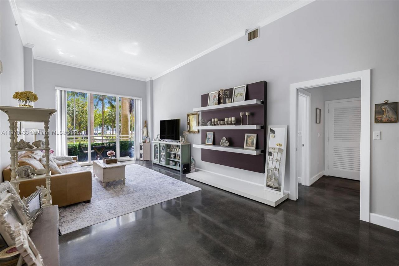 2000 N Bayshore Dr, Unit 114, Miami, FL 33137 Photo